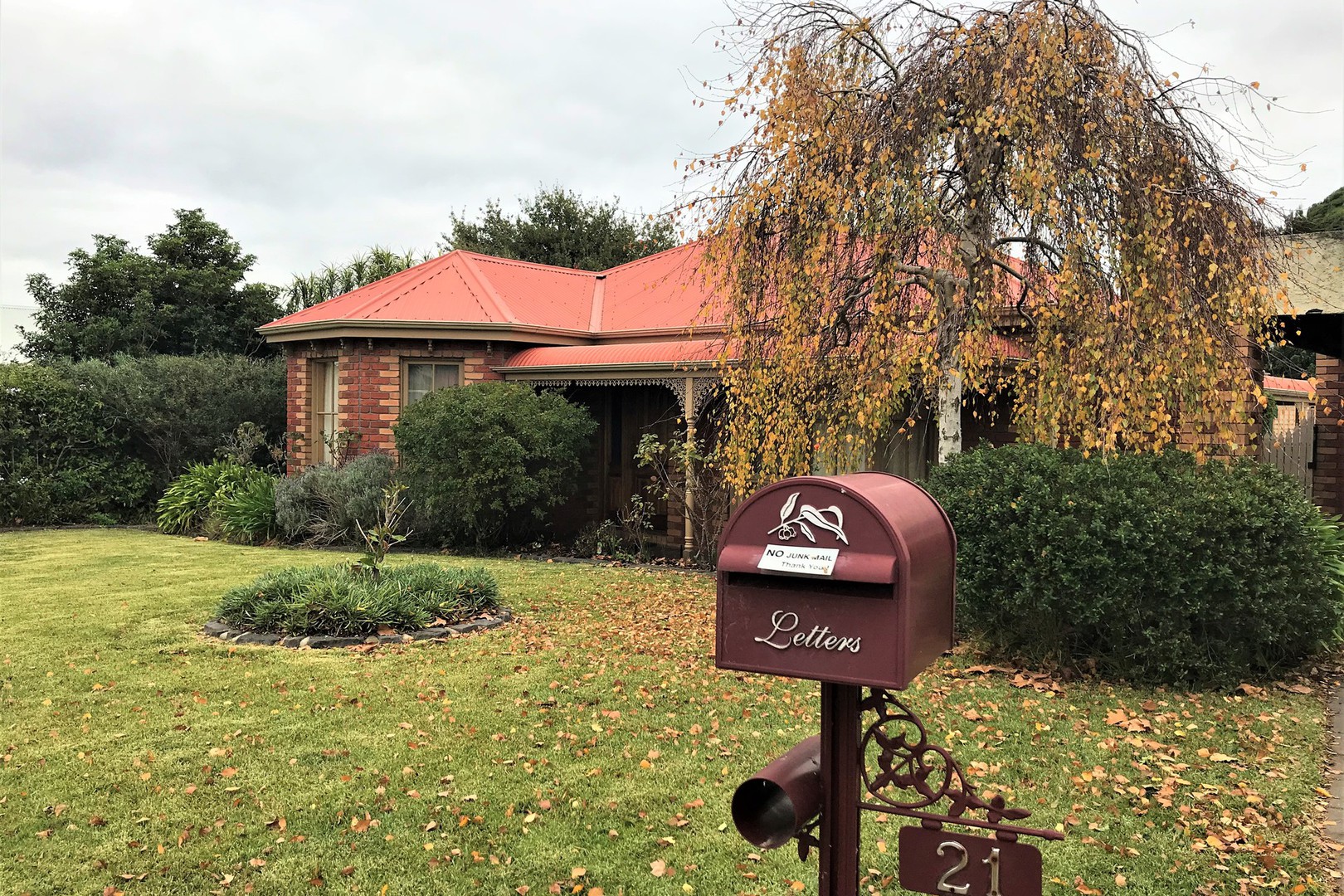 21 County Drive, Berwick, VIC 3806 - Thumbnail 1 - 24/05/2019