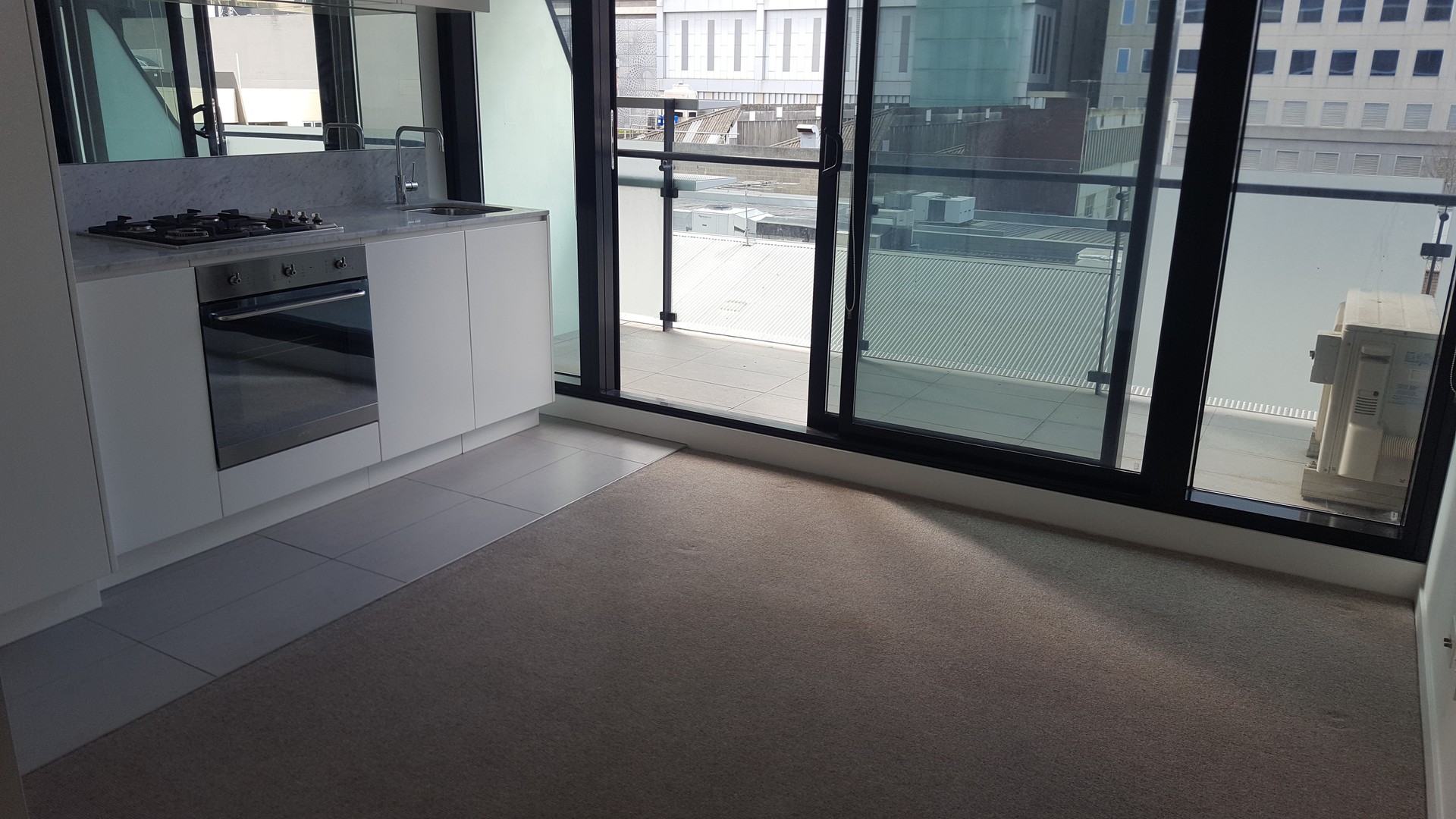 411/52 Park Street, South Melbourne, VIC 3205 - Thumbnail 1 - 24/05/2019