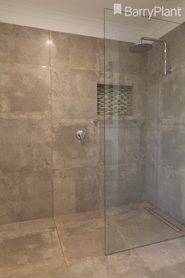 1 Bayview Road, Emerald, VIC 3782 - Thumbnail 2 - 24/05/2019