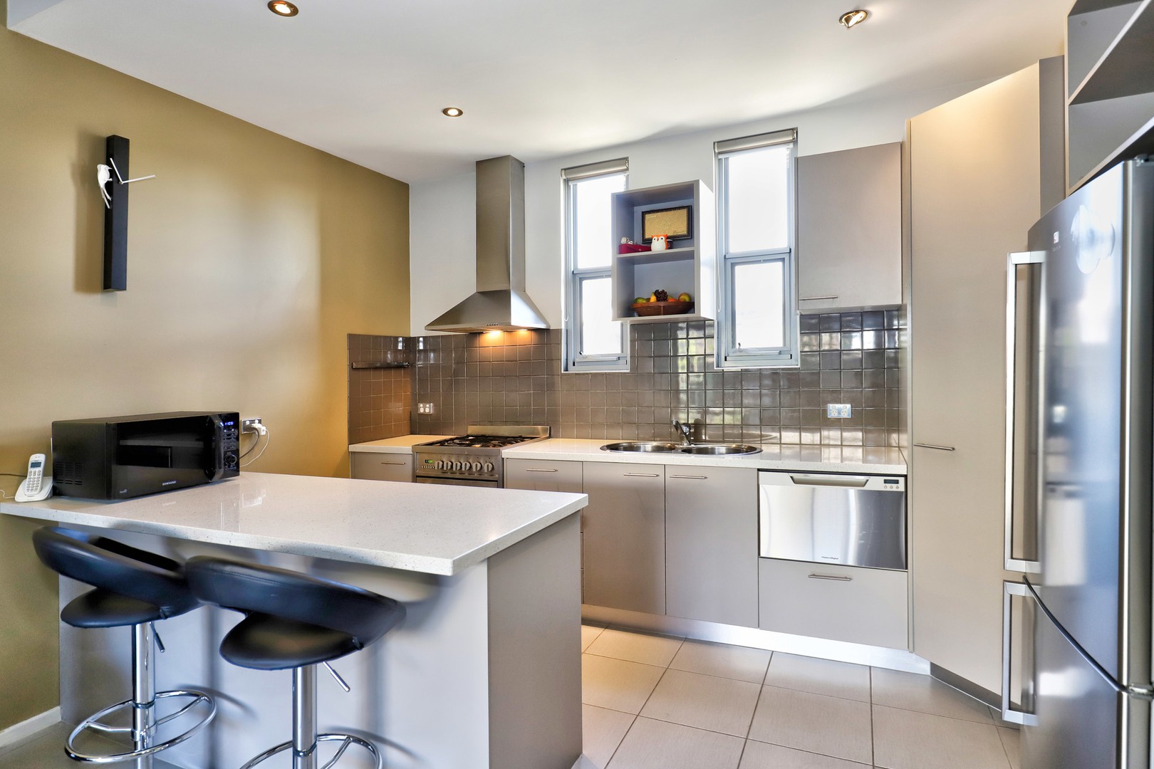 10 Lambourne Lane, Craigieburn, VIC 3064 - Thumbnail 1 - 17/05/2019