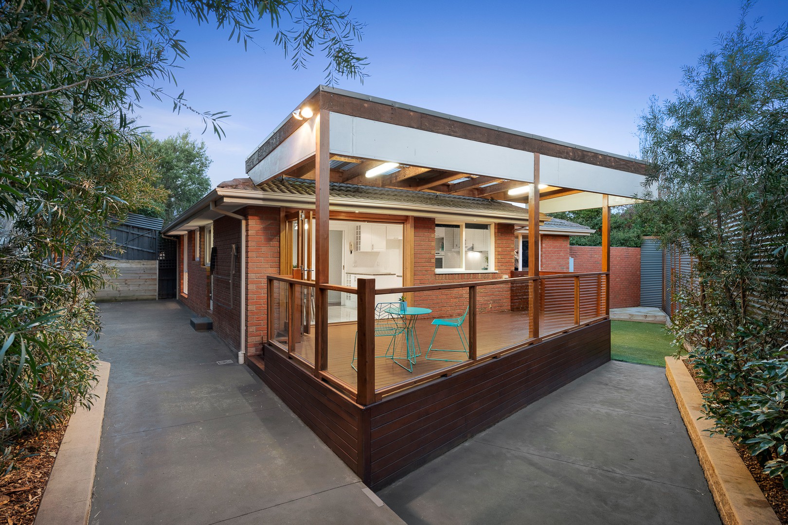 2/21-23 Outhwaite AvenueDoncaster, VIC 3108, Doncaster - Thumbnail 2