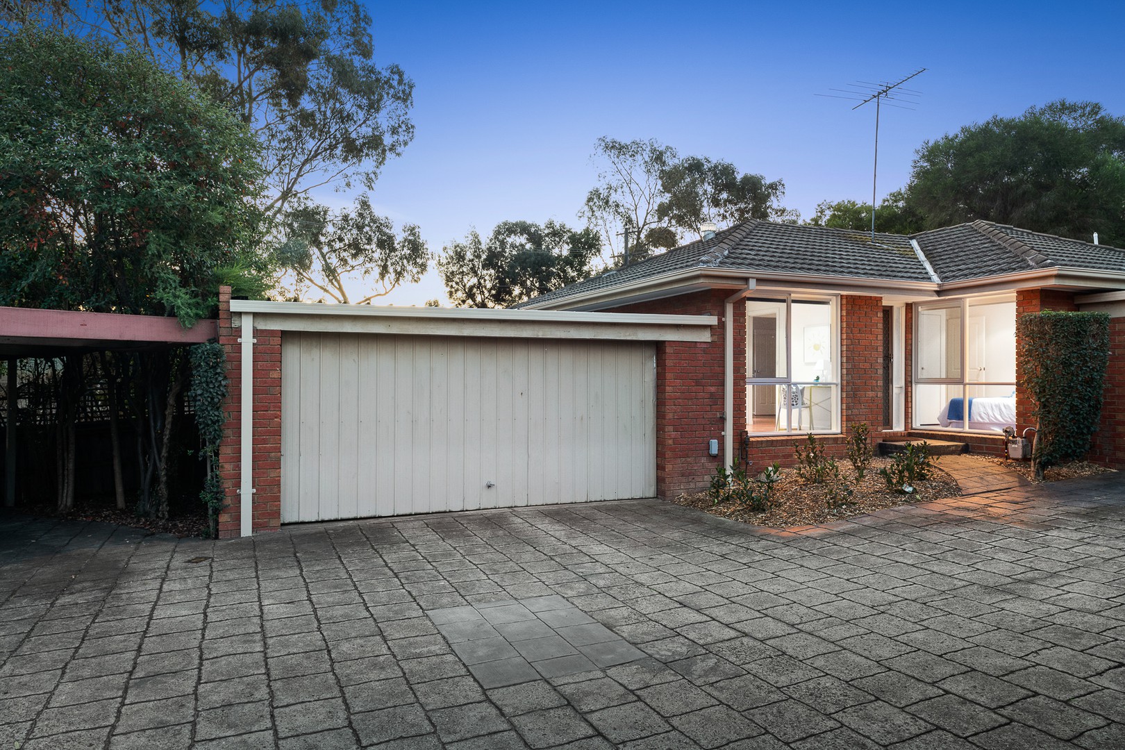 2/21-23 Outhwaite AvenueDoncaster, VIC 3108, Doncaster - Thumbnail 8