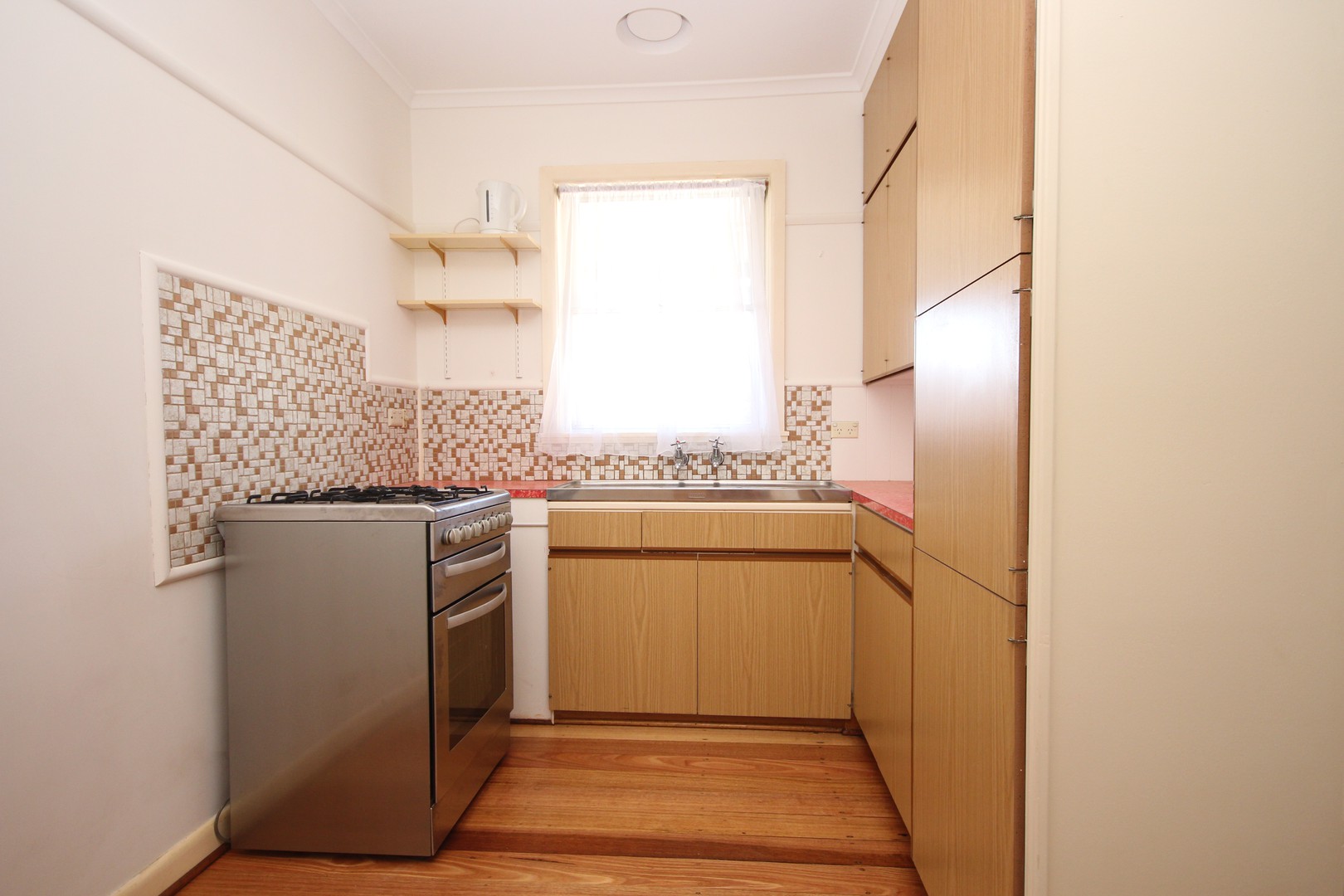 28 Granault Parade, Corio, VIC 3214 - Thumbnail 2 - 24/05/2019