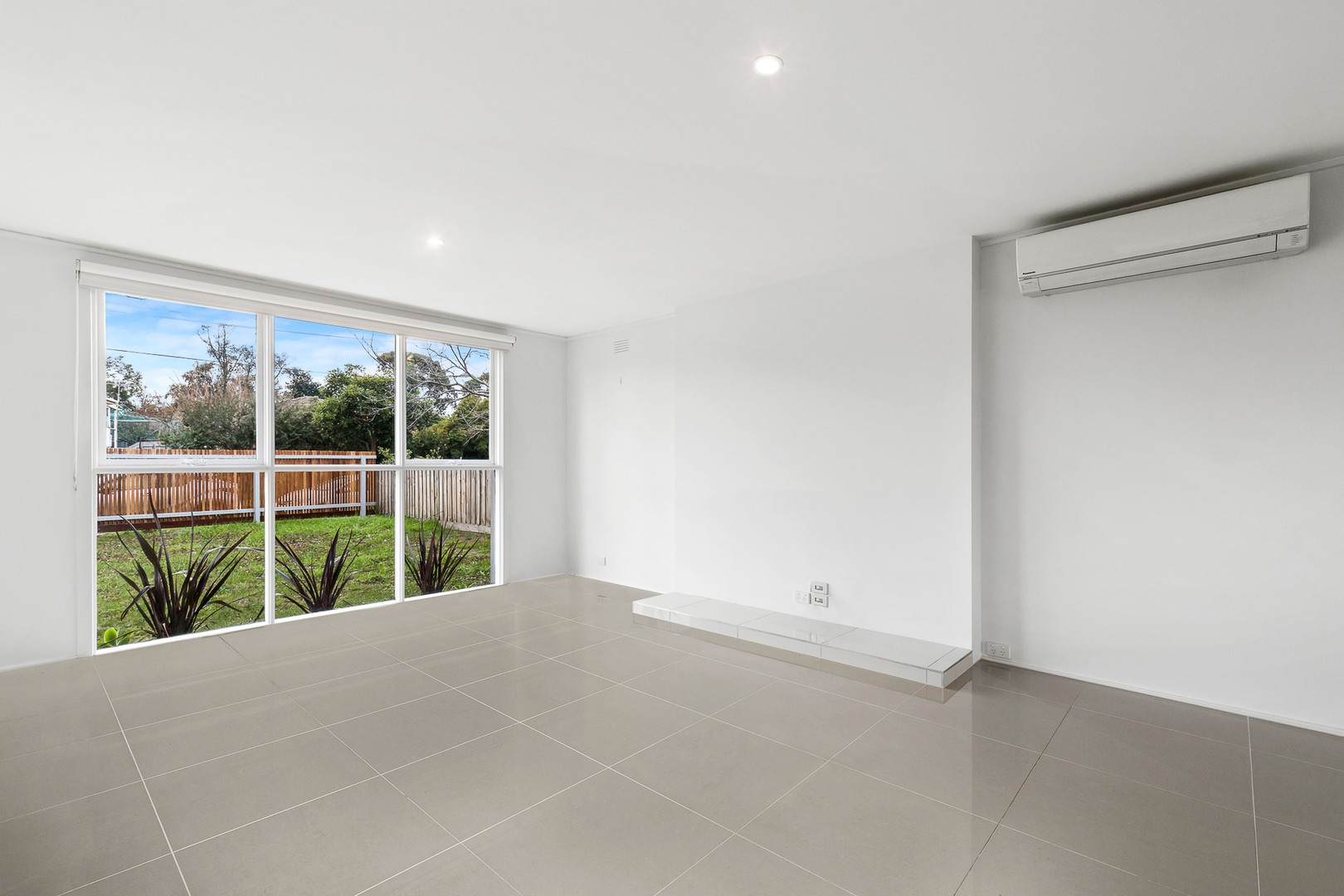 3 Brindy CrescentDoncaster East, VIC 3109, Doncaster East - Thumbnail 3