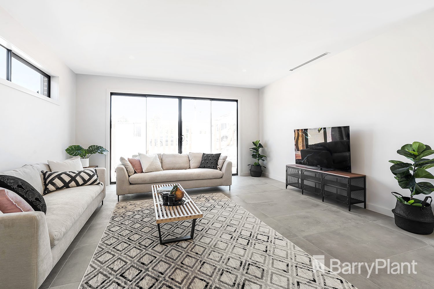 1/9 Elm Grove, Parkdale, VIC 3195 - Thumbnail 2 - 17/05/2019