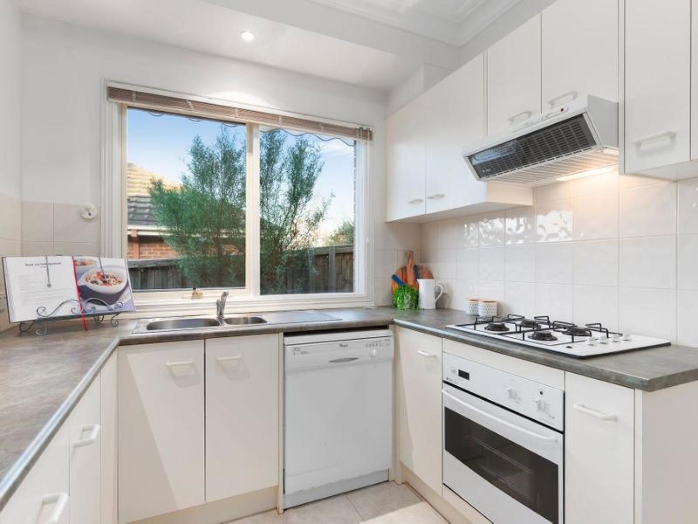 1/4 Ovens StreetBox Hill North, VIC 3129, Box Hill North - Thumbnail 4