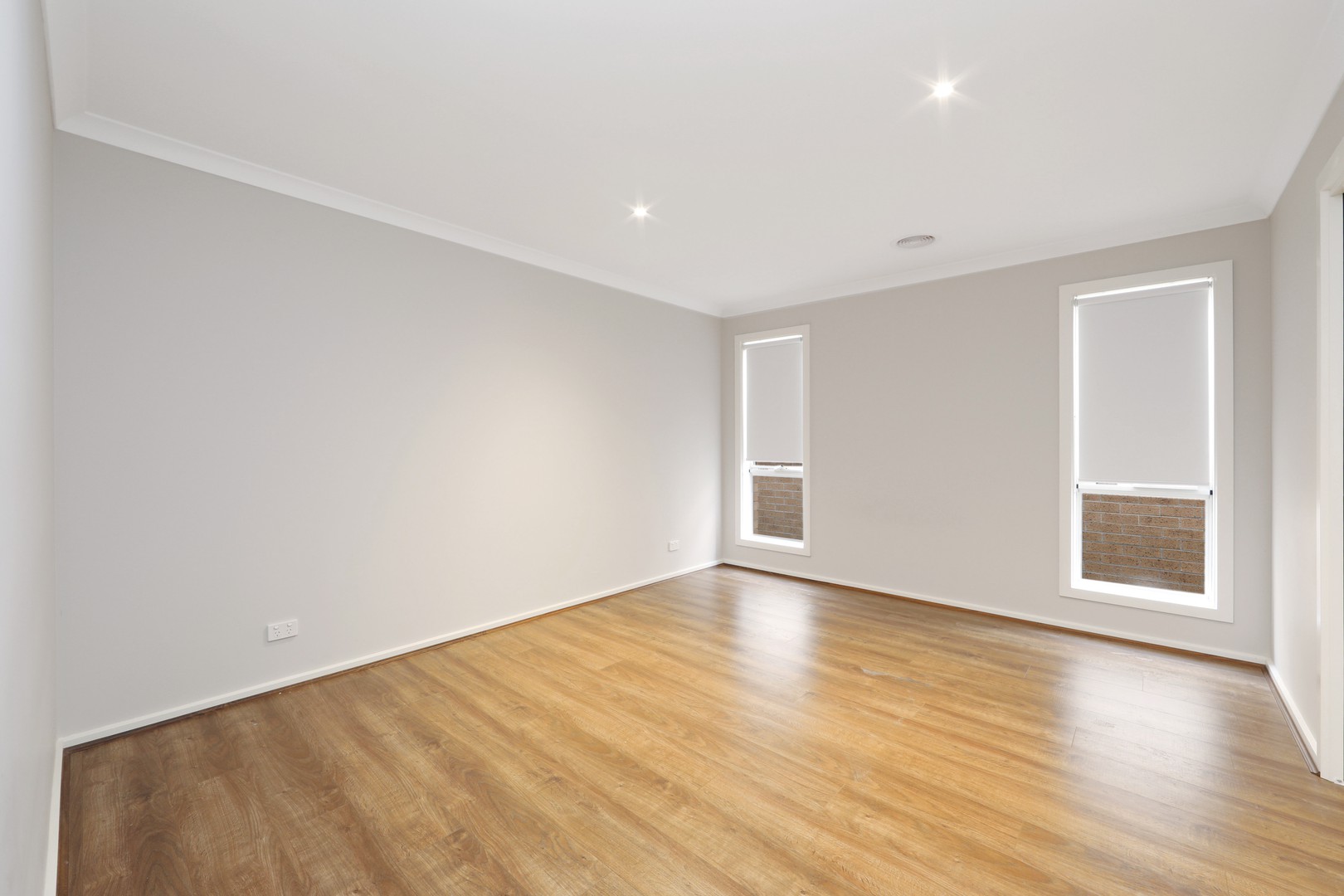 10 Elysian Place, Cranbourne West, VIC 3977 - Thumbnail 2 - 24/05/2019