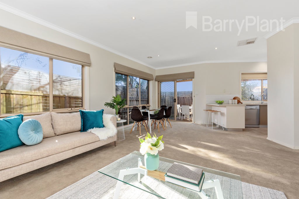2/4 Durward Avenue, Glen Waverley, VIC 3150 - Thumbnail 1 - 17/05/2019