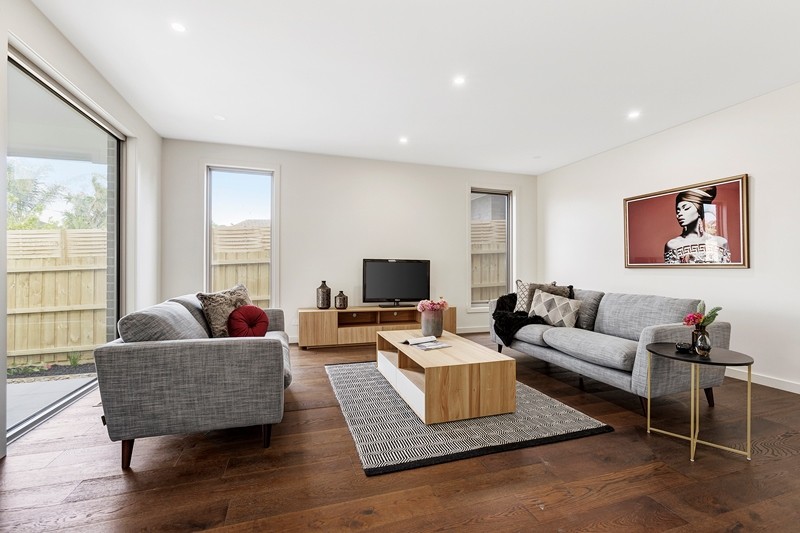 2/8 Fairway RoadDoncaster, VIC 3108, Doncaster - Thumbnail 4