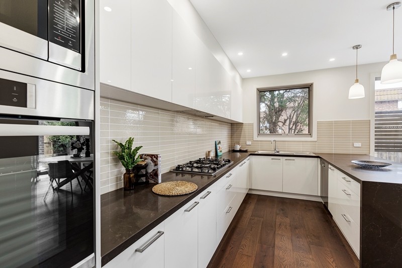 2/8 Fairway RoadDoncaster, VIC 3108, Doncaster - Thumbnail 5