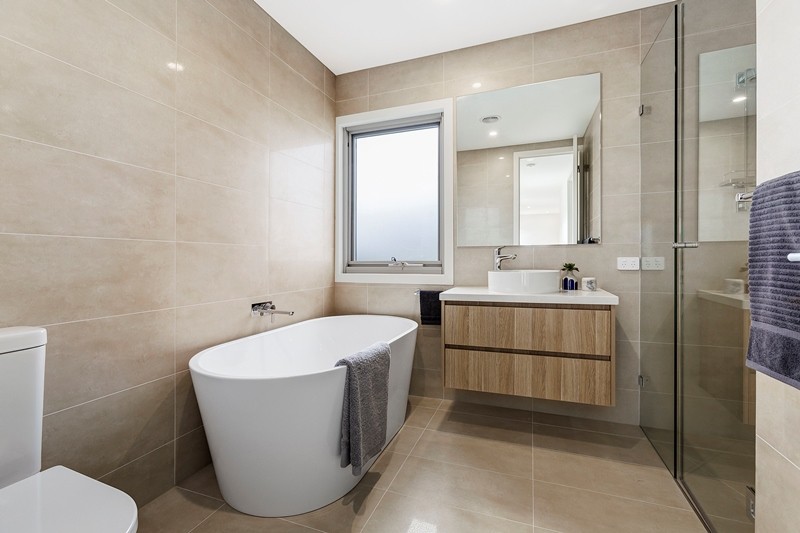 2/8 Fairway RoadDoncaster, VIC 3108, Doncaster - Thumbnail 7