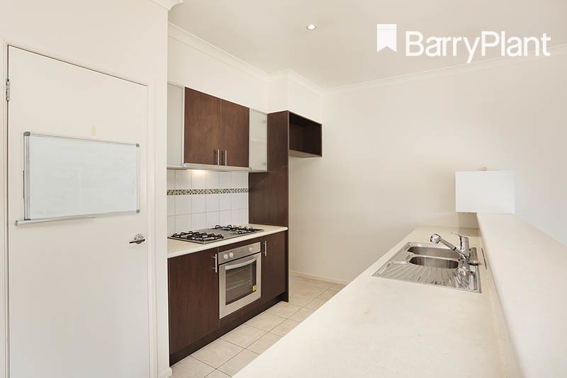 31 Kerford Crescent, Point Cook, VIC 3030 - Thumbnail 1 - 25/05/2019