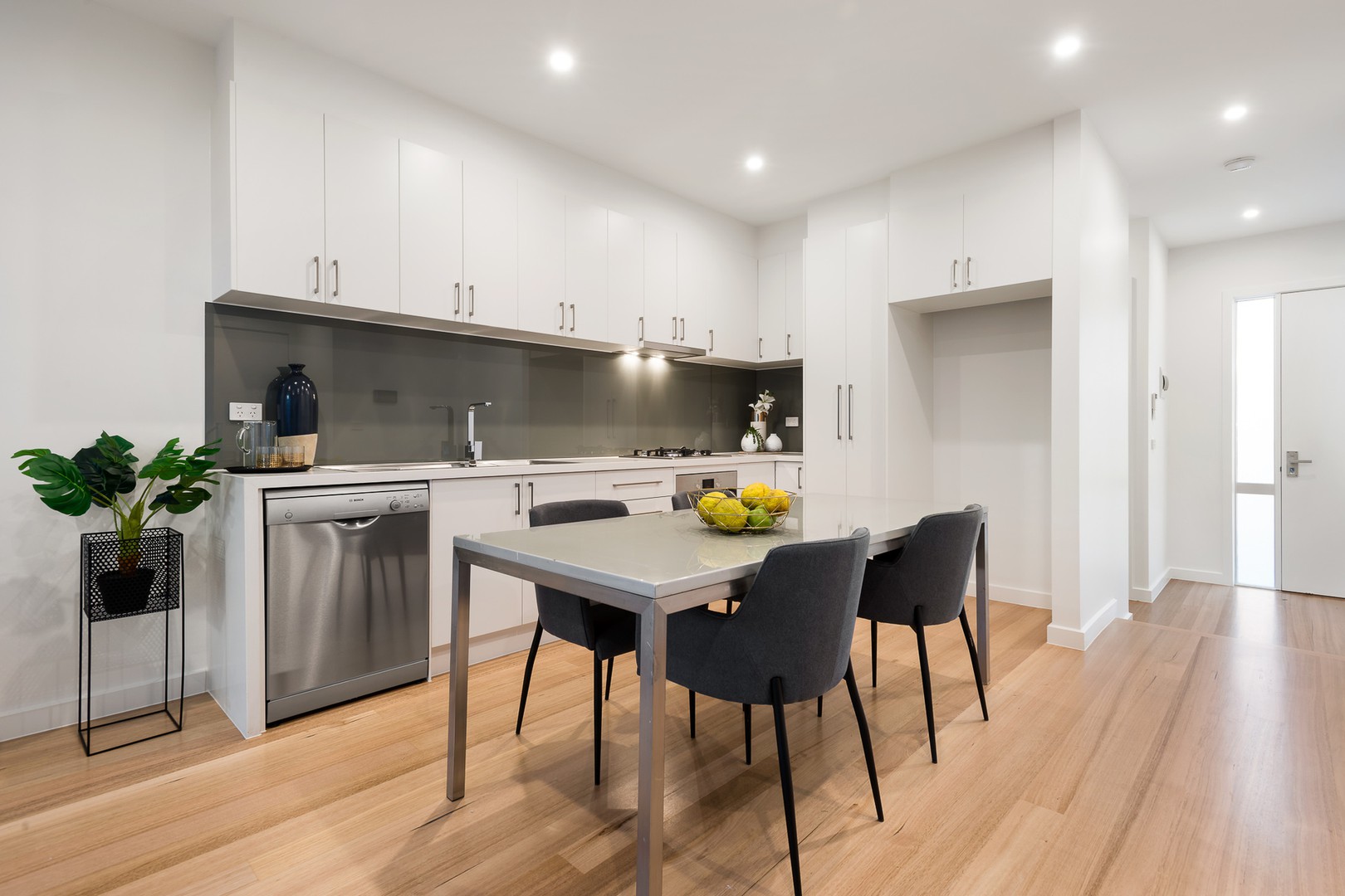 21 Desmond Road, Hackham, SA, 5163, Hackham - Thumbnail 4