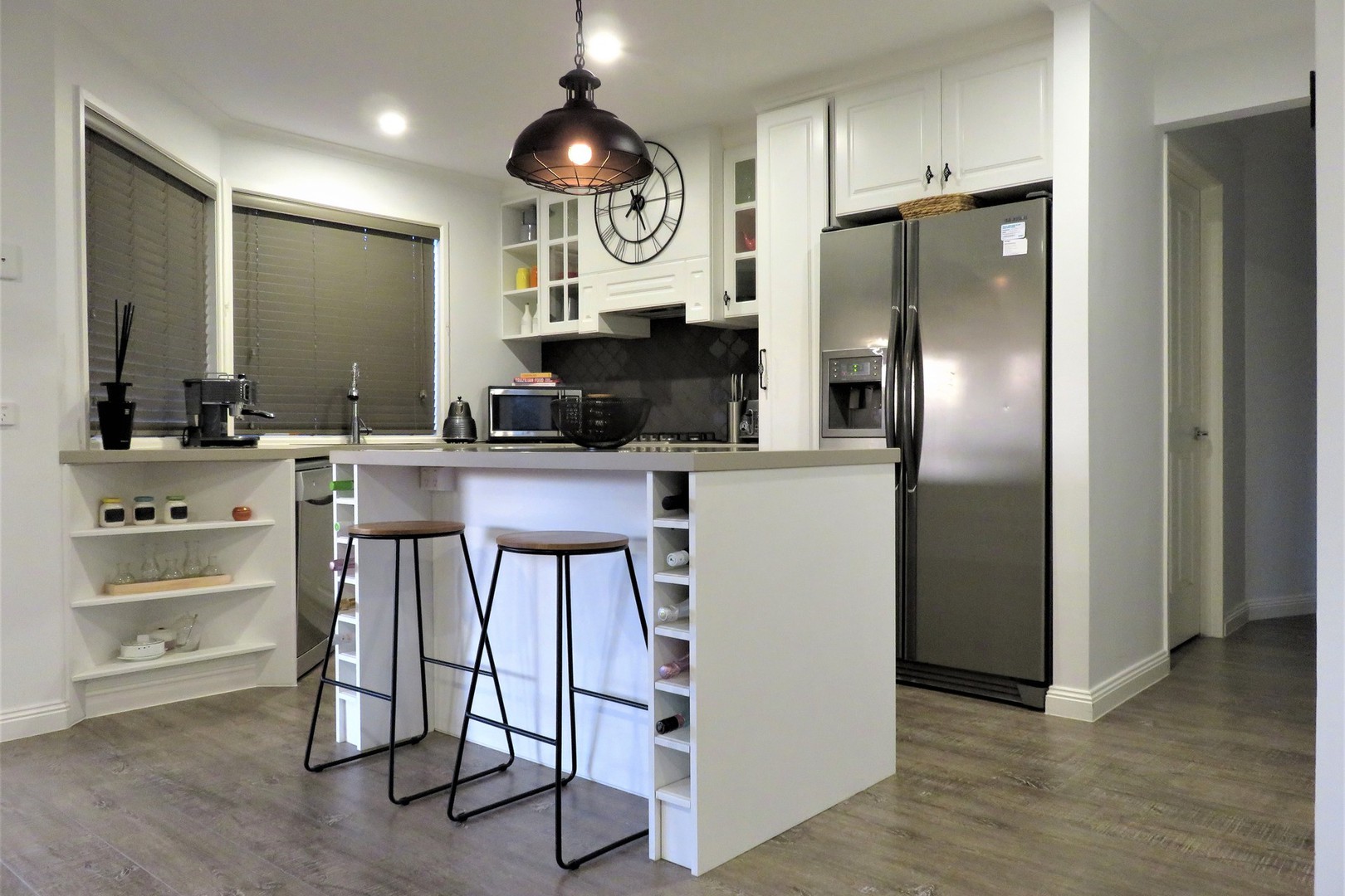 8 Coolong Avenue, Berwick, VIC 3806 - Thumbnail 2 - 25/05/2019