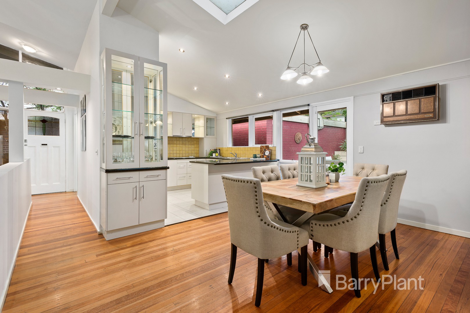 1 Howard Court, Doncaster, VIC 3108, Doncaster - Thumbnail 3