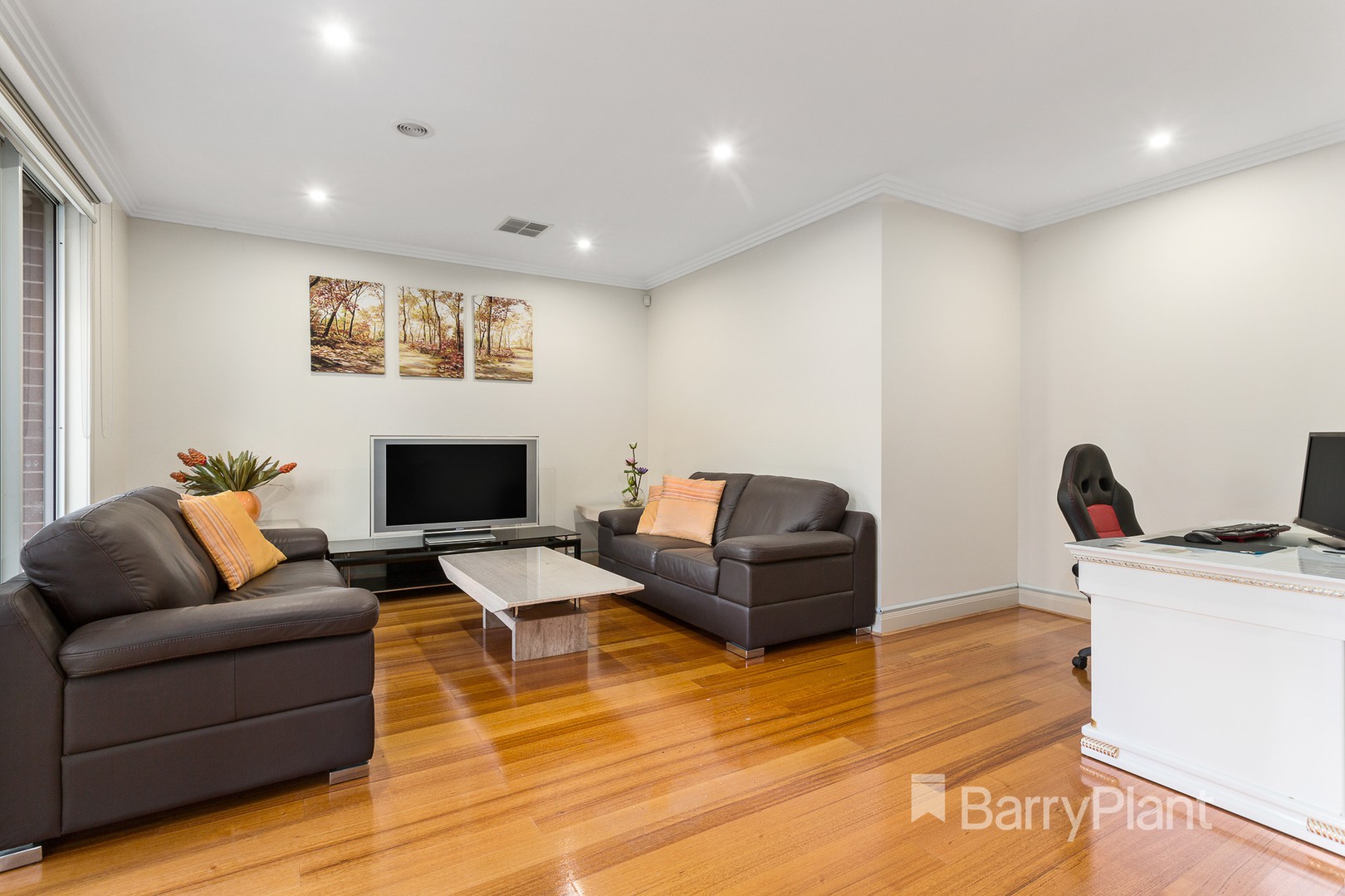1/5 Elm Tree Road, Doncaster, VIC 3108, Doncaster - Thumbnail 2