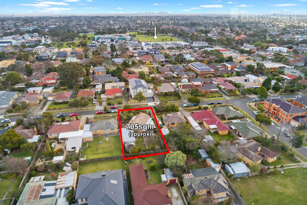 16 Fernhill Street, Glen Waverley, VIC 3150 - Thumbnail 2 - 17/05/2019