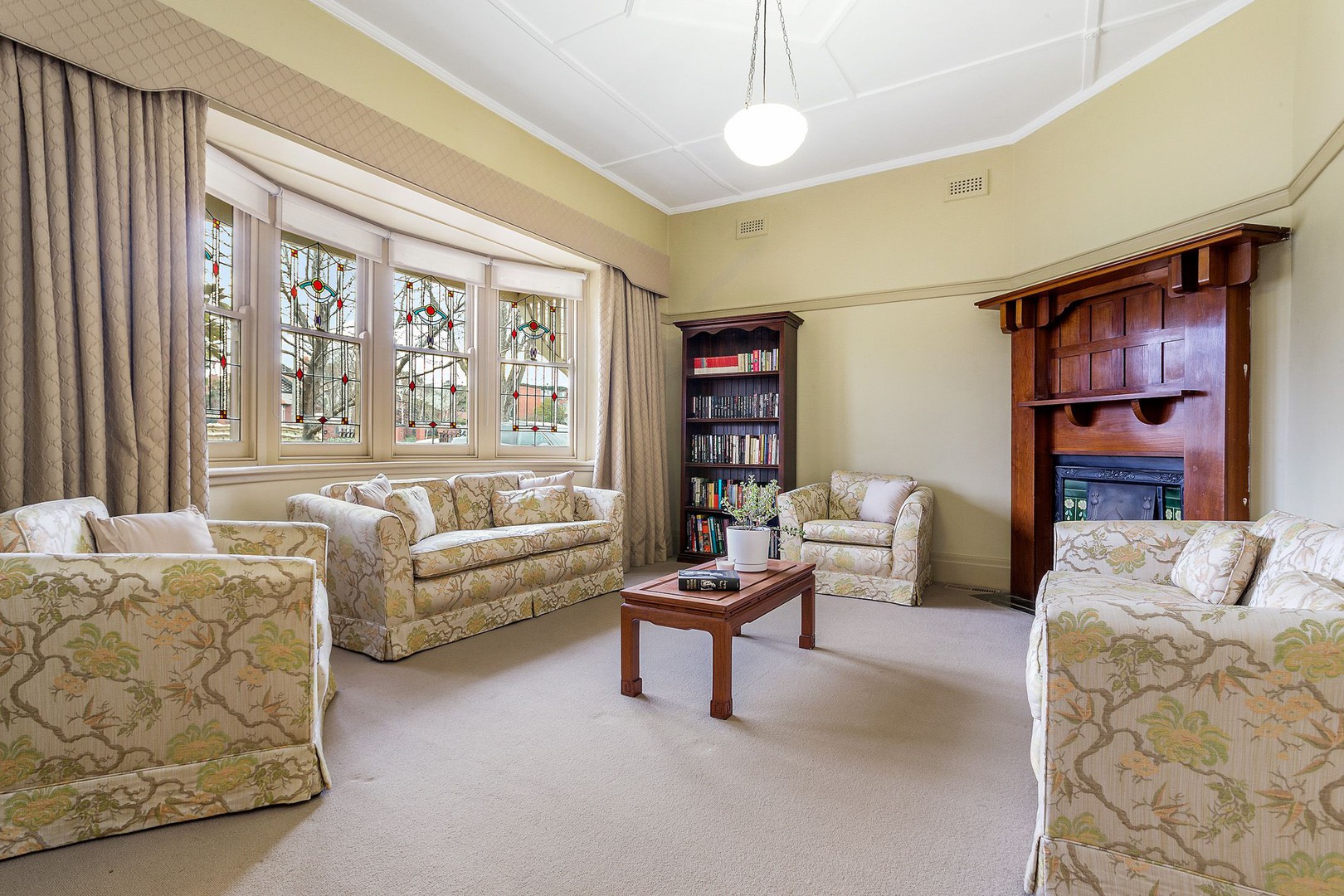 24 Hoddle Street, Essendon, VIC 3040 - Thumbnail 2 - 17/05/2019