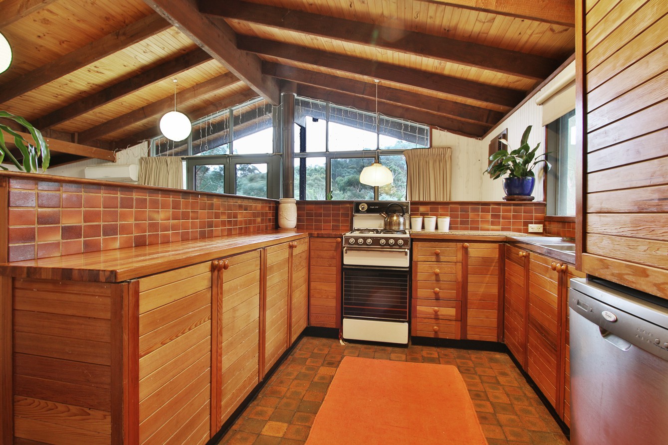 20 Stony Creek Road, North Warrandyte, VIC 3113 - Thumbnail 2 - 25/05/2019