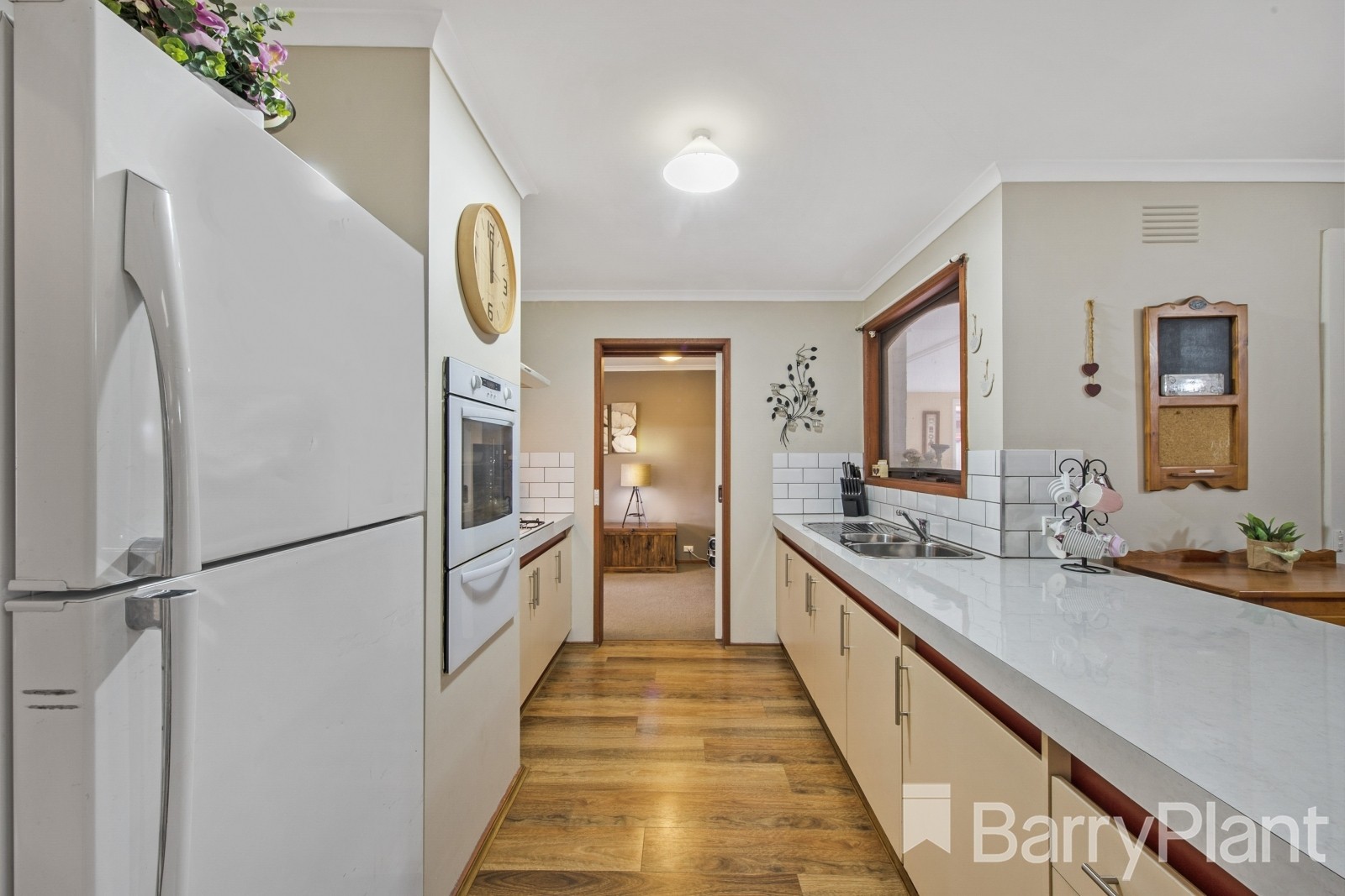 3 Avon Court, Melton West, VIC 3337 - Thumbnail 2 - 09/08/2018