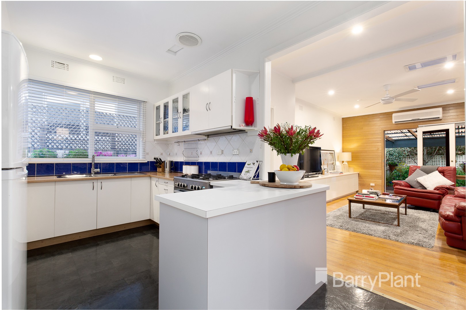 6 Bridgeford AvenueBlackburn North, VIC 3130, Blackburn North - Thumbnail 3