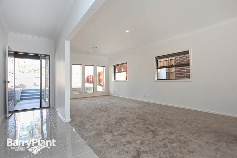 2/241-253 Soldiers Road, Beaconsfield, VIC 3807 - Thumbnail 2 - 25/05/2019