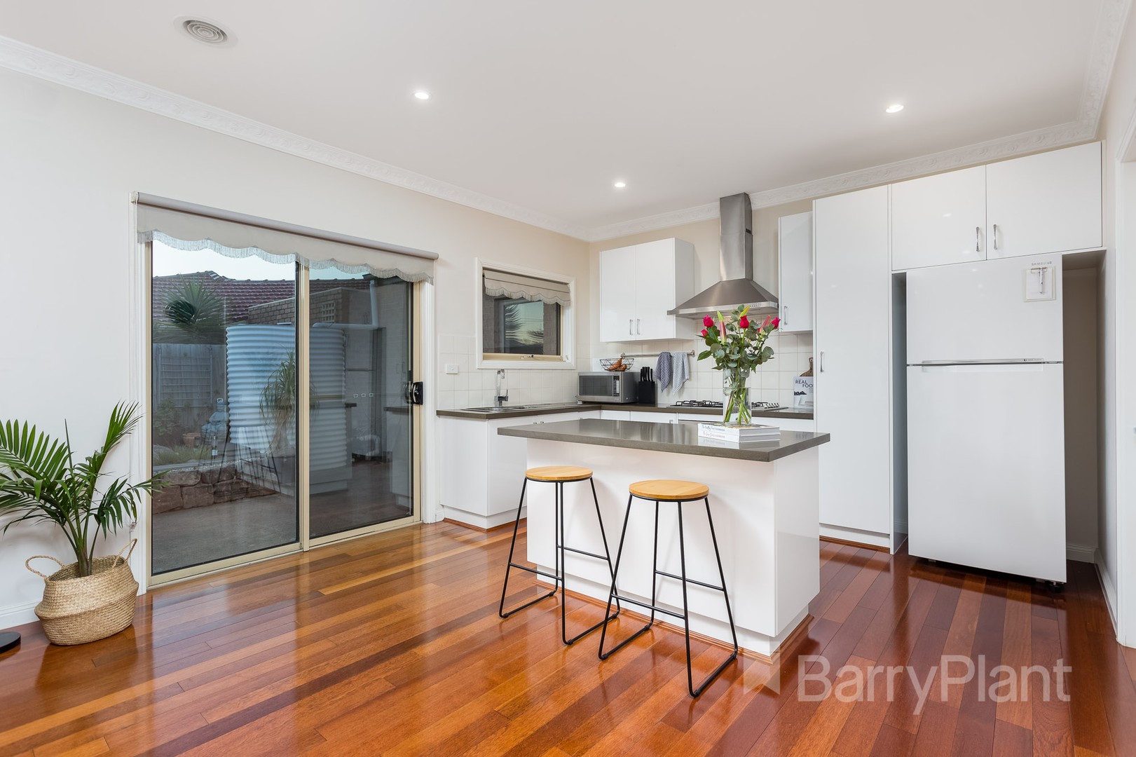 1/9 Trembath Court, Altona Meadows, VIC 3028 - Thumbnail 1 - 17/05/2019