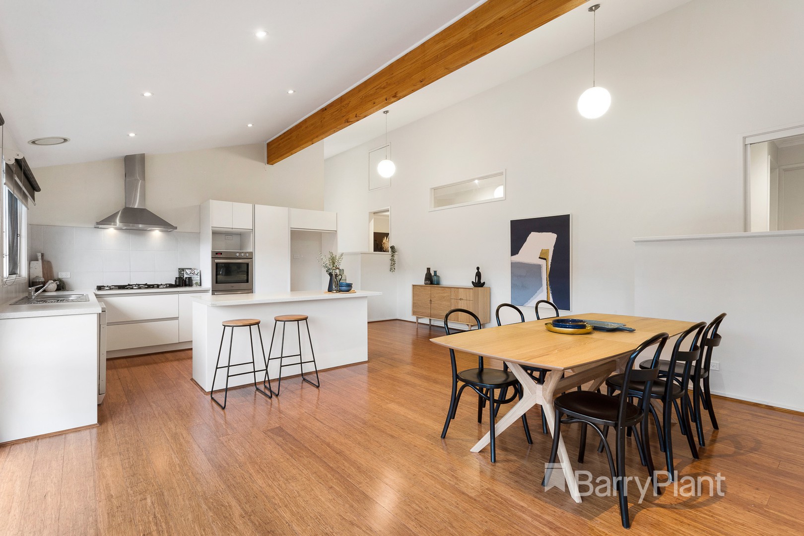 7 Daniel Street, Donvale, VIC 3111 - Thumbnail 2 - 17/08/2018