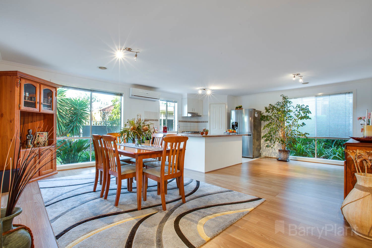 68 Clarendon Wynd, Caroline Springs, VIC 3023 - Thumbnail 1 - 17/05/2019