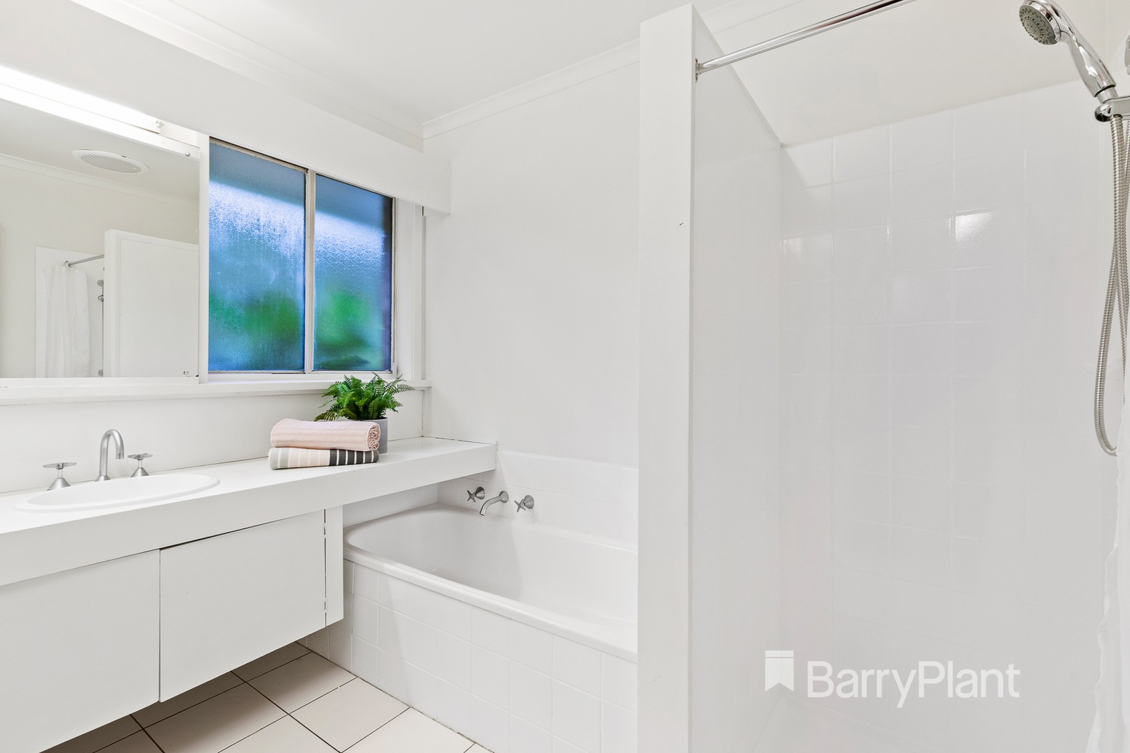 1/24 Roger Street, Doncaster East, VIC 3109, Doncaster East - Thumbnail 5