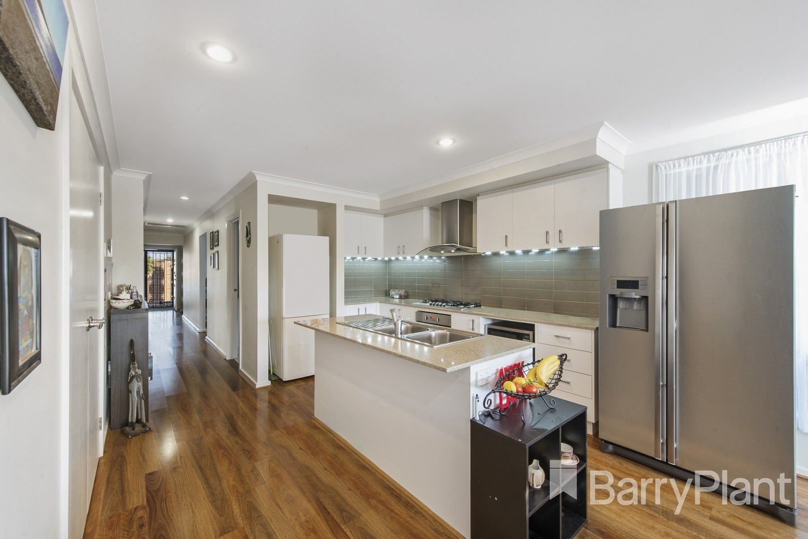 8 Babele Road, Tarneit, VIC 3029 - Thumbnail 2 - 17/05/2019