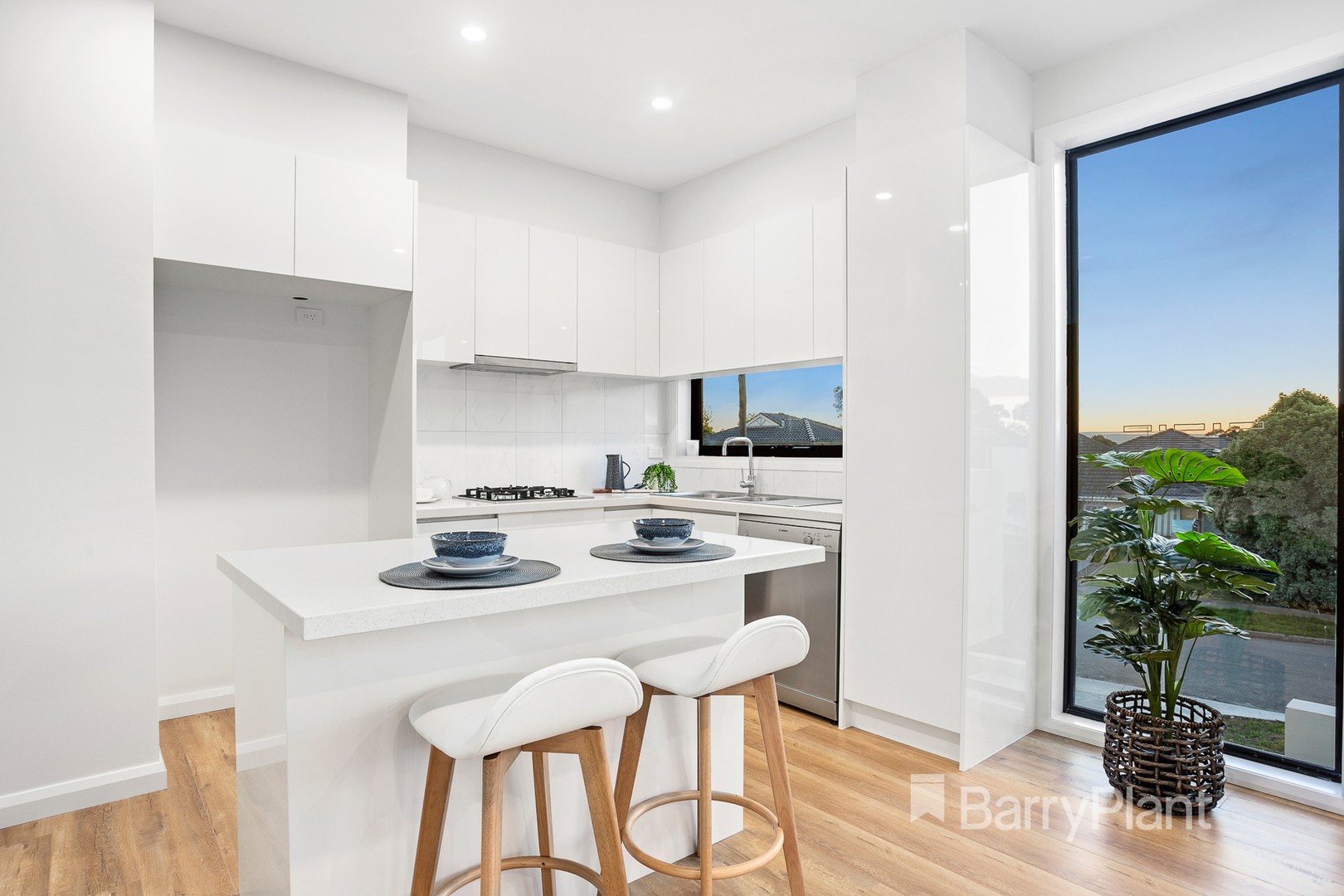 1/2 Ada Street, Doncaster, VIC 3108, Doncaster - Thumbnail 3