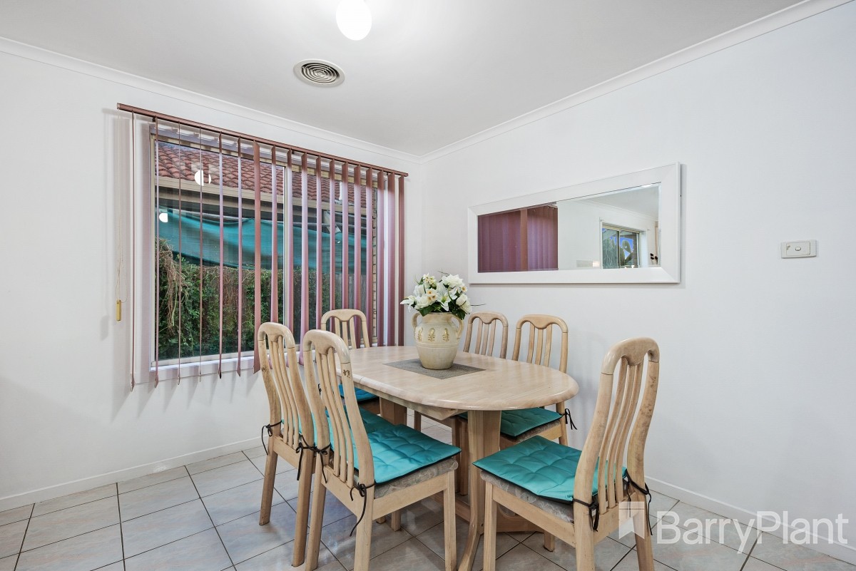 33 Myers Parade, Altona Meadows, VIC 3028 - Thumbnail 2 - 17/05/2019