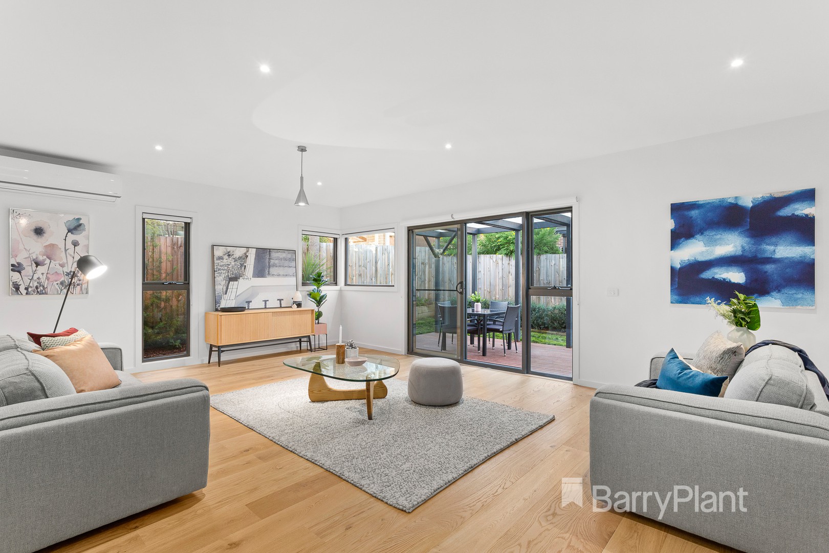 2/16 Maxia RoadDoncaster East, VIC 3109, Doncaster East - Thumbnail 2