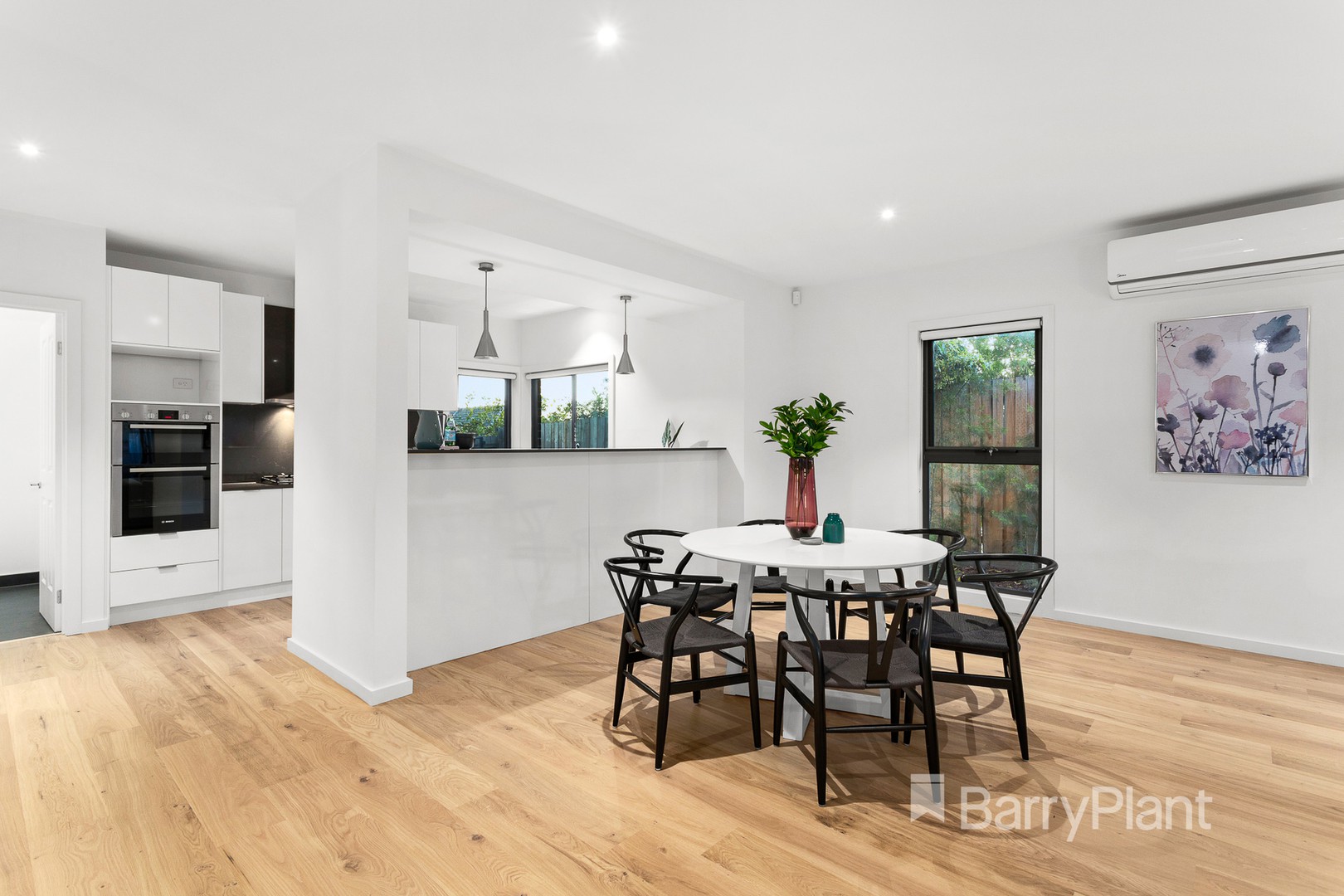 2/16 Maxia RoadDoncaster East, VIC 3109, Doncaster East - Thumbnail 4