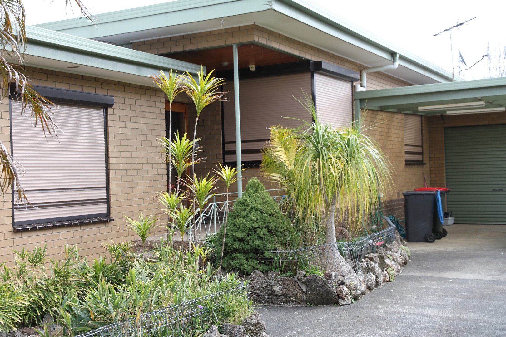 13-15 Rawlings Avenue, Ferntree Gully, VIC 3156 - Thumbnail 1 - 25/05/2019