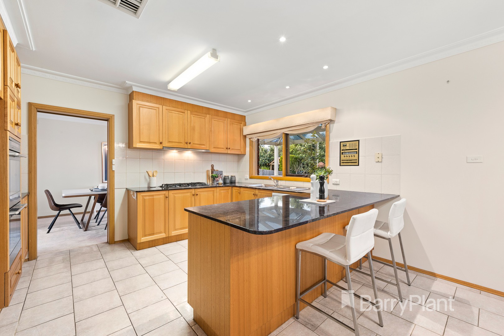 28 Meredith AvenueTemplestowe, VIC 3106, Templestowe - Thumbnail 2