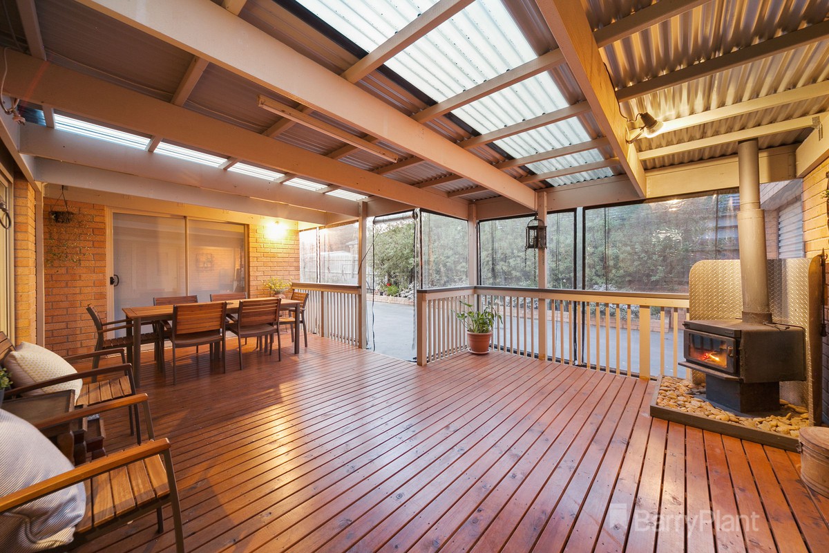 43 Thwaites Road, Pakenham, VIC 3810 - Thumbnail 2 - 17/05/2019