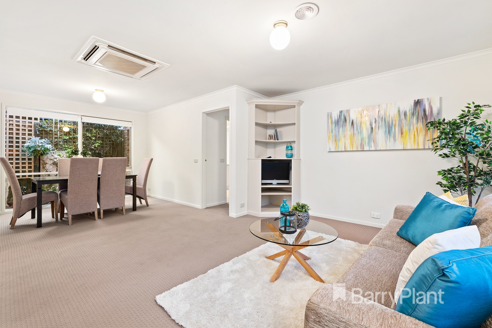 12 Gregory MewsForest Hill, VIC 3131, Forest Hill - Thumbnail 2