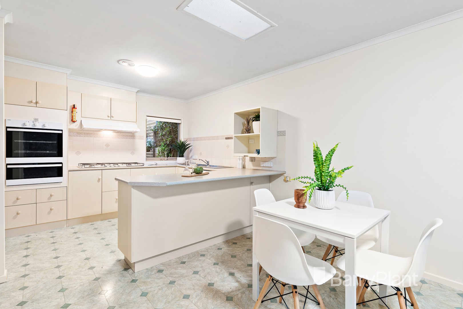 12 Gregory MewsForest Hill, VIC 3131, Forest Hill - Thumbnail 3