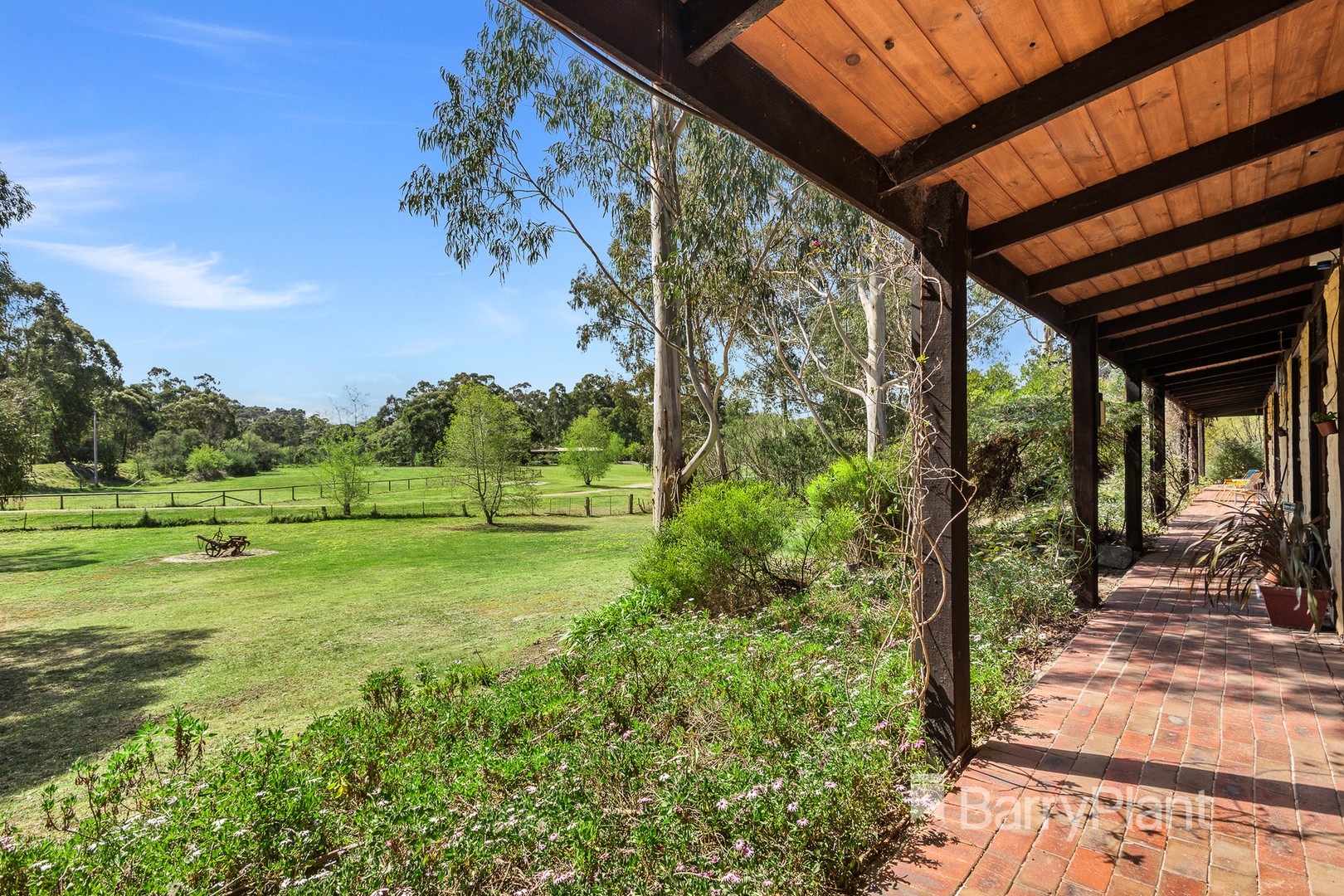 180 Hurstbridge-Arthurs Creek Road, Hurstbridge, VIC 3099 - Thumbnail 2 - 10/10/2018