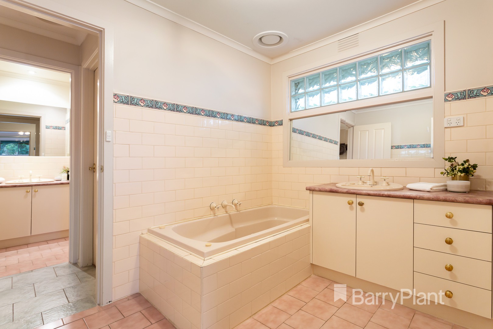 10 Newlyn Close, Templestowe, VIC 3106, Templestowe - Thumbnail 8