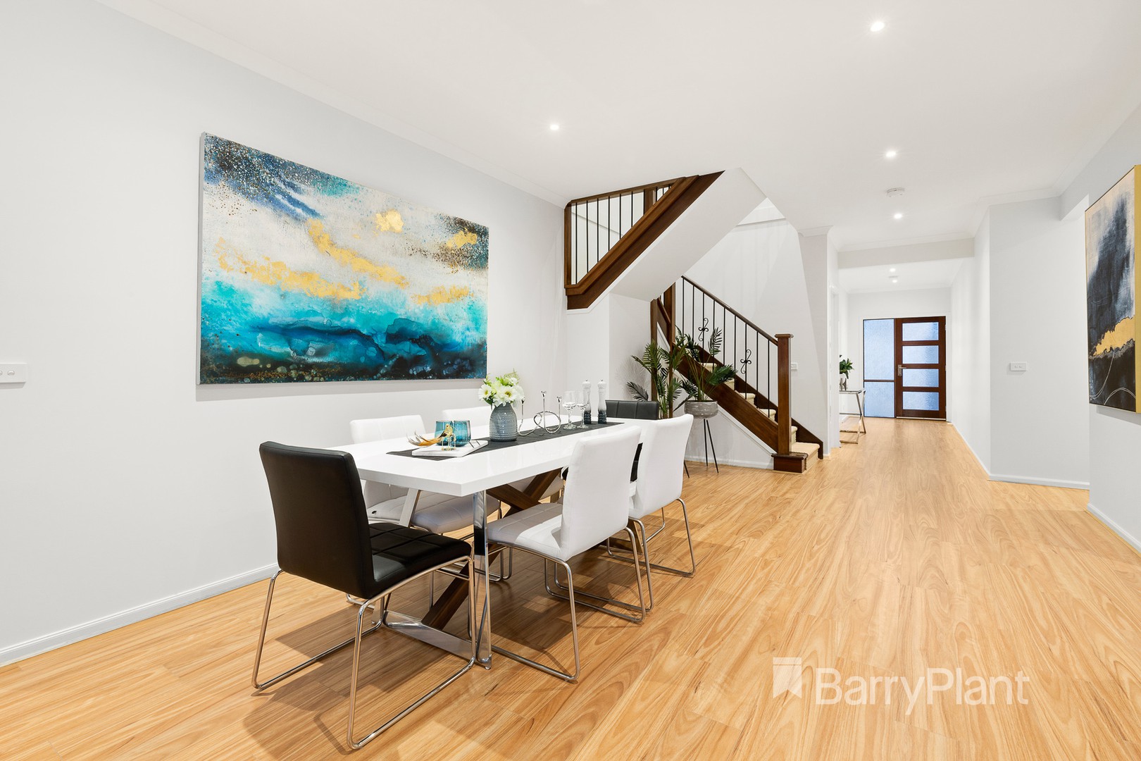 2 Furlong LaneDoncaster, VIC 3108, Doncaster - Thumbnail 4