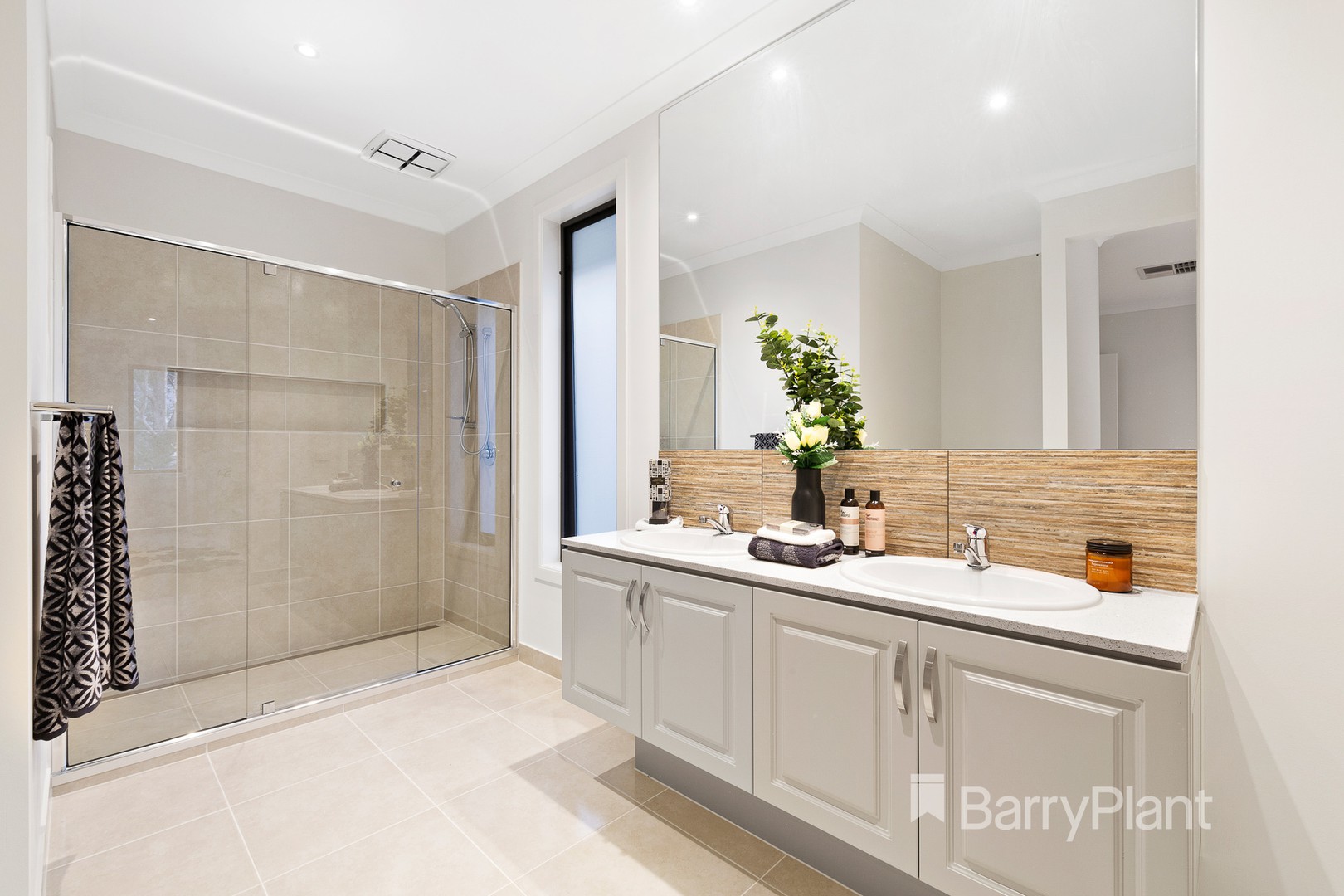 2 Furlong LaneDoncaster, VIC 3108, Doncaster - Thumbnail 7