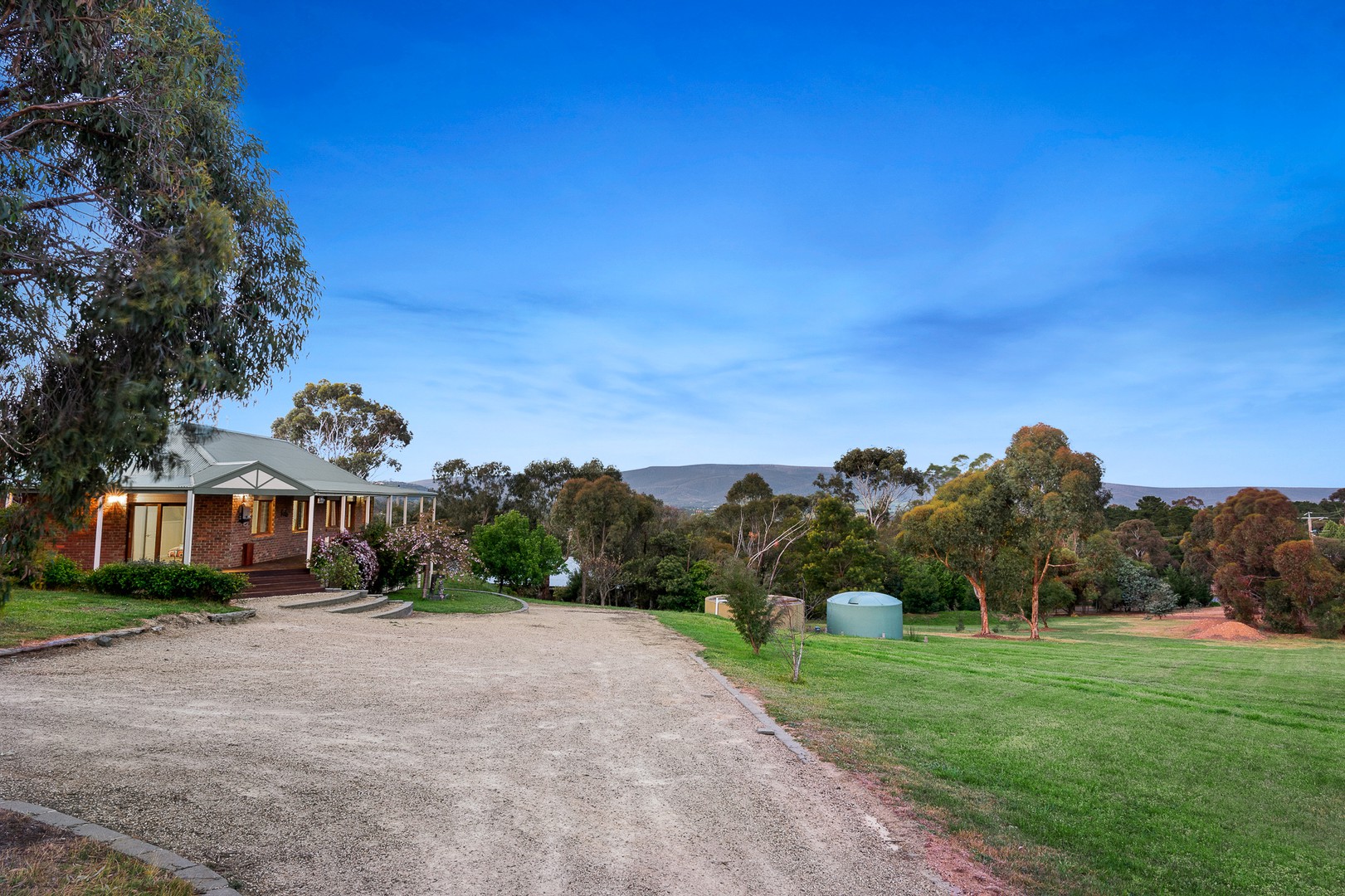 59 First Avenue, Eden Park, VIC 3757 - Thumbnail 2 - 17/05/2019