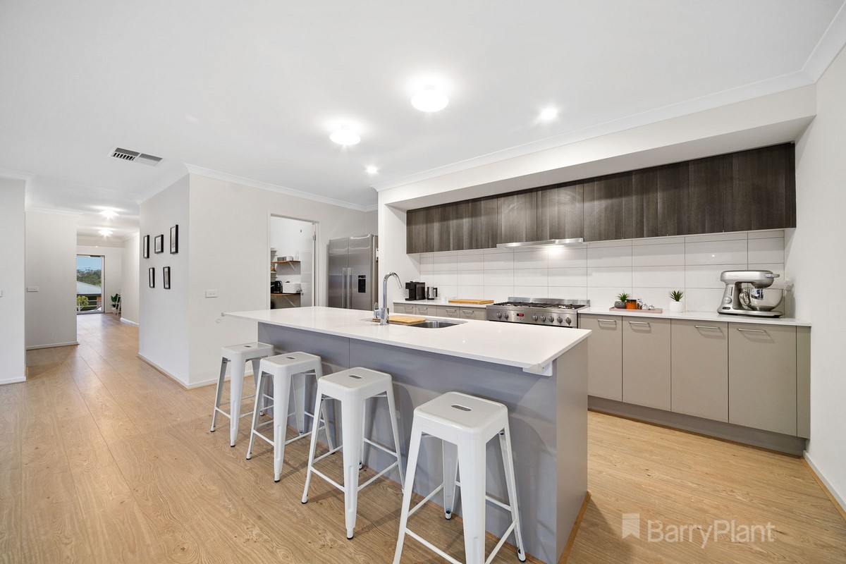 3 Finch Court, Drouin, VIC 3818 - Thumbnail 2 - 17/05/2019