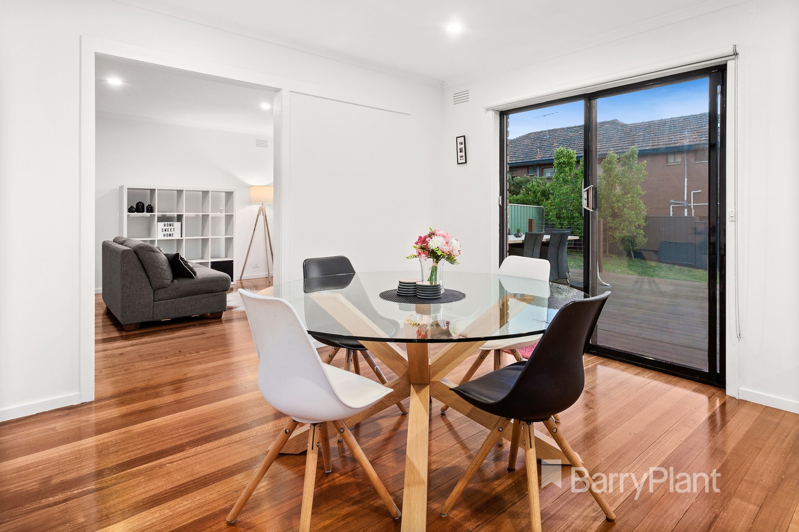 70 Latrobe Street Bulleen Vic undefined, Bulleen - Thumbnail 2