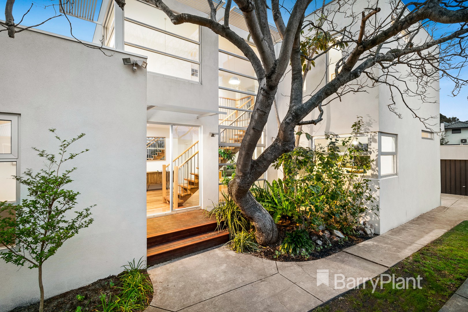 4 Parsons Street, Mordialloc, VIC 3195 - Thumbnail 2 - 17/05/2019