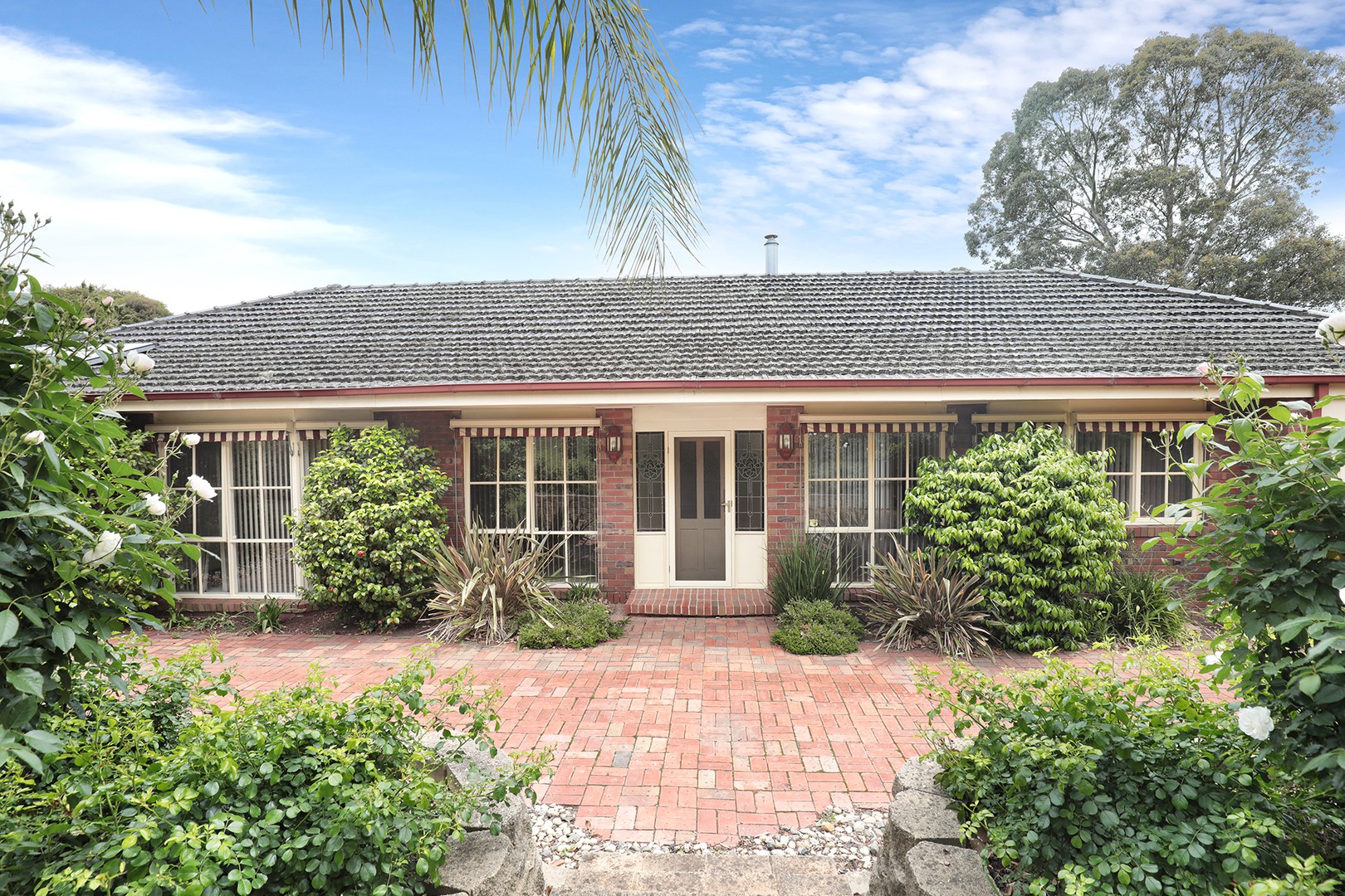 27 King Road, Harkaway, VIC 3806 - Thumbnail 1 - 25/05/2019