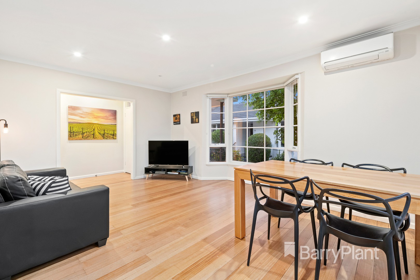 1/3-5 Wreford Road, Blackburn South, VIC 3130 - Thumbnail 2 - 17/05/2019